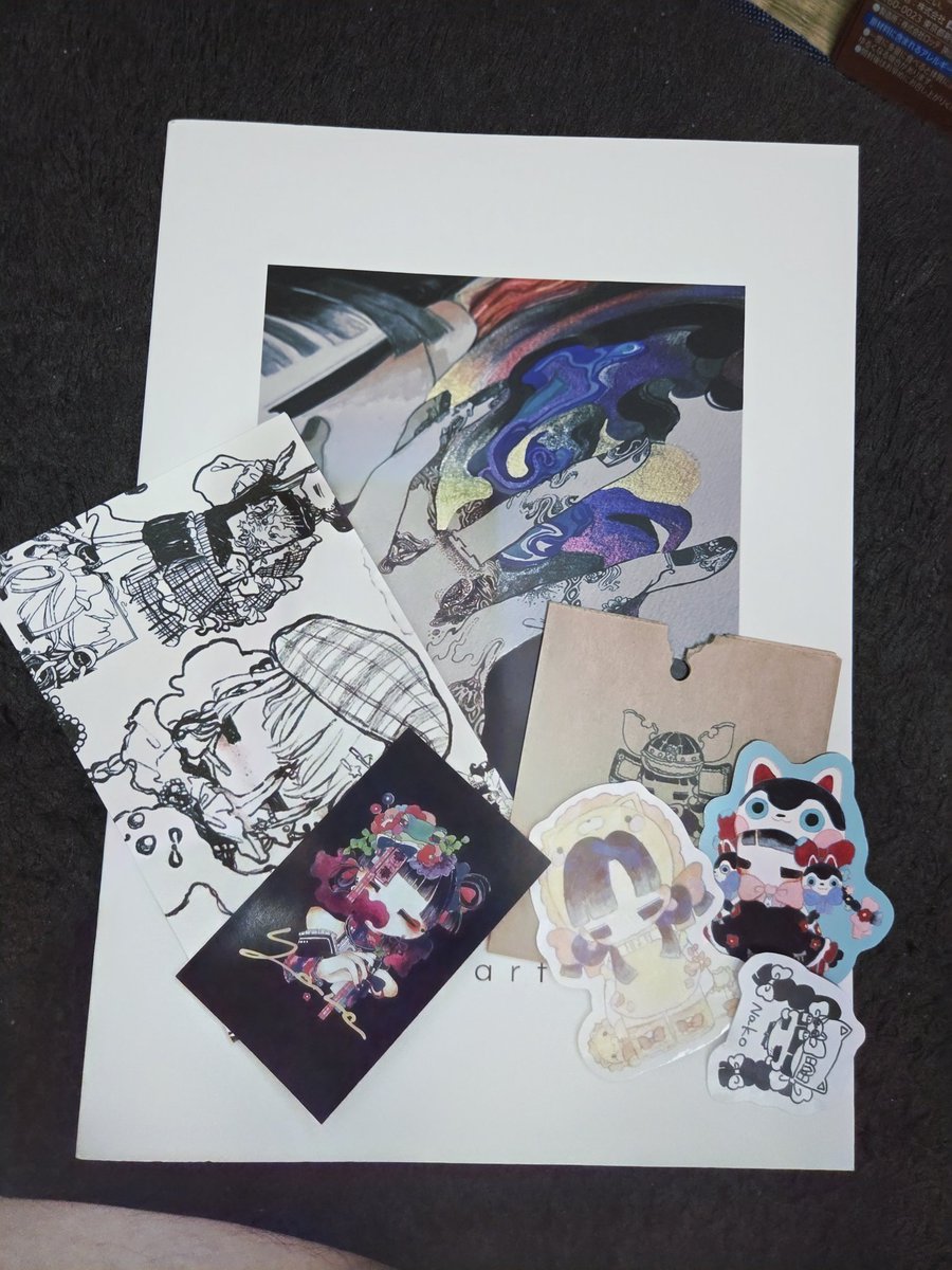 弥那さんの個展
行ってきました( *´꒳`* )
最終日に間に合ったꉂꉂ(ˊᗜˋ*)

どの作品も綺麗で可愛いらしく
大満足でした(((o(*ﾟ▽ﾟ*)o)))

#秘密のつどい_弥那個展