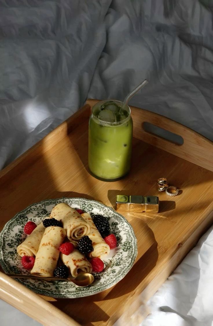 sequioxa's tweet image. ͏͏͏͏͏͏͏͏͏͏͏͏

͏͏͏͏͏͏              good aftieee, proof of life bc
              i missed yall!!!   been eating  
              well   and   resting   while  my 
              baby azi is away for the wknd

͏͏͏͏͏͏

͏͏͏͏͏͏