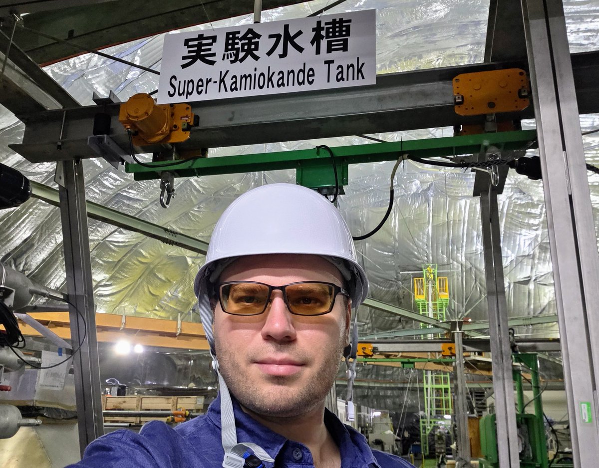 VTakhistov's tweet photo. On shift underground at Super-Kamiokande https://t.co/vg8LMKbock