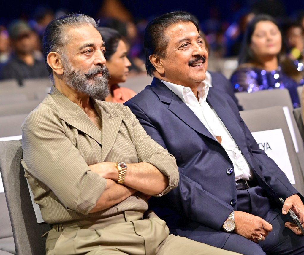 nammavar11's tweet image. சிங்கம் ❤️😍🔥💪

#KamalHaasan
#Vinvelinayagan
#Sivakumar
#Suriya