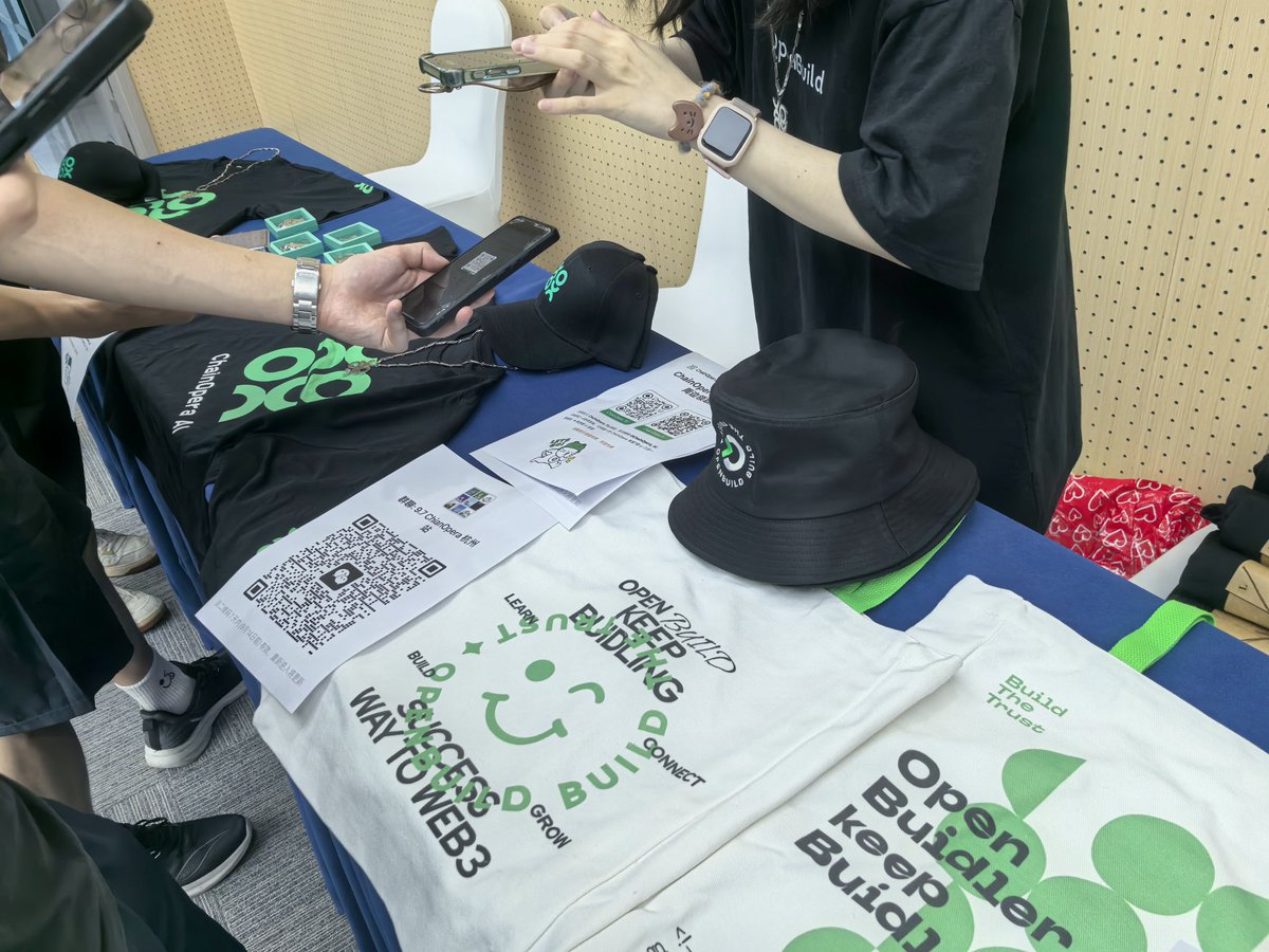 又来线下了 <a href="/ChainOpera_AI/">ChainOpera AI</a>  <a href="/OpenBuildxyz/">OpenBuild</a> <a href="/ByteNeko_2025/">ByteNeko BlockChain Club</a>