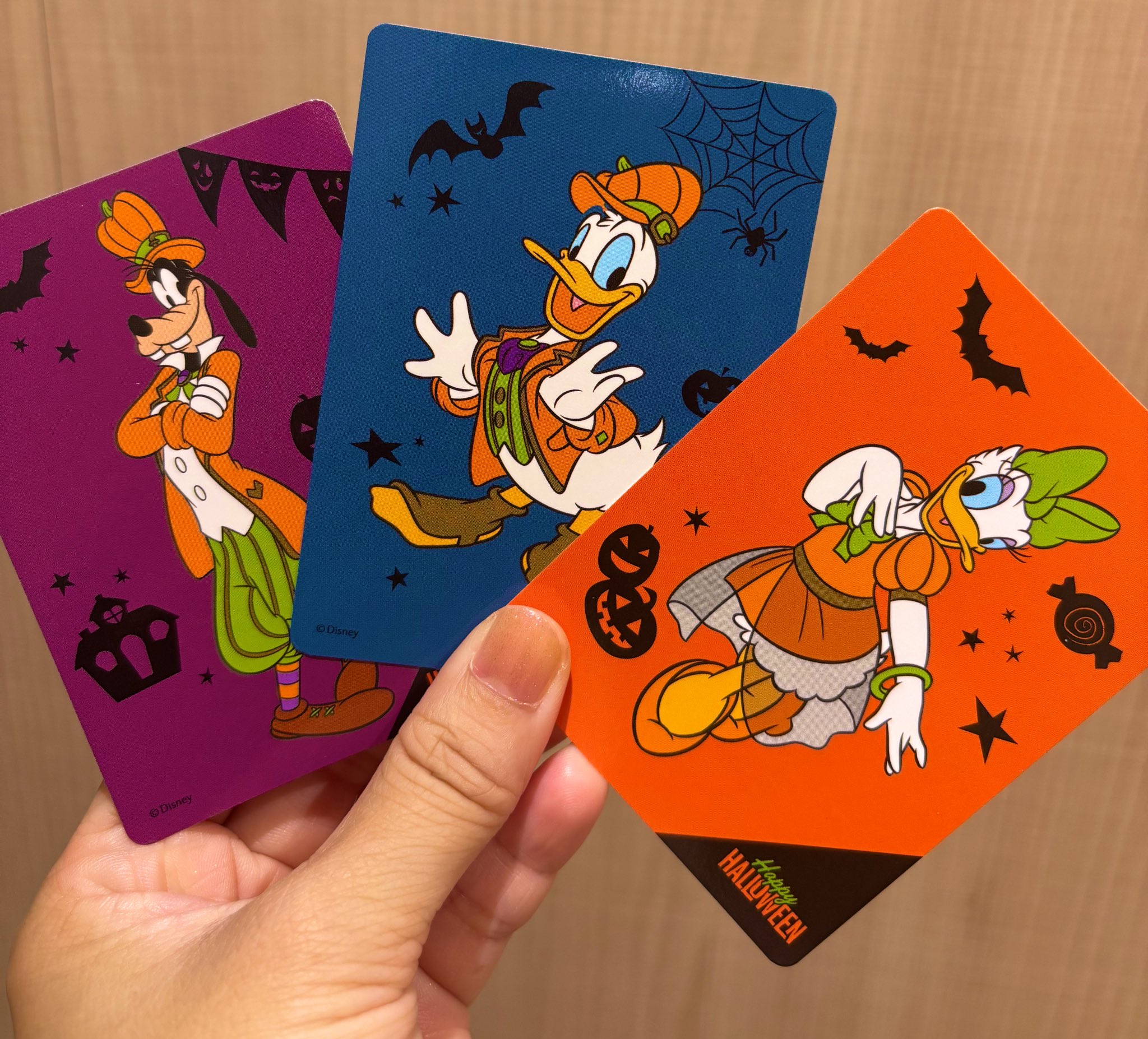 ディズニーストア じゃんけんカード くまのプーさん 4枚セット レア ディズニーストア じゃんけんカード クマのプーさん - メルカリ