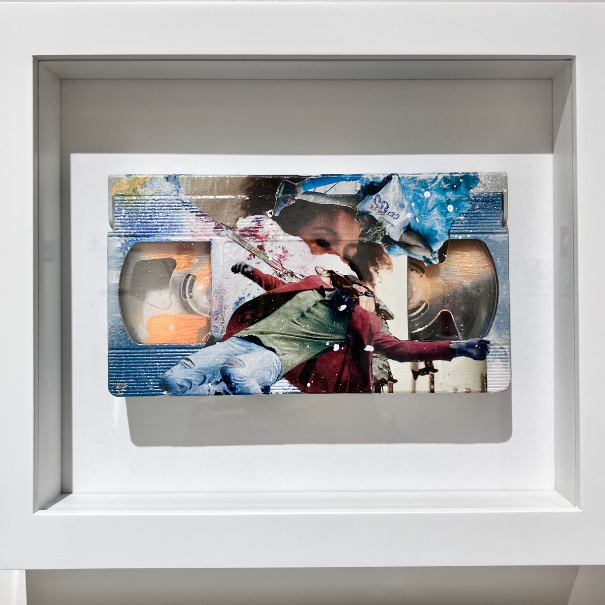 【 グループ展 “Art Piece for Toilet” exhibition vol.3 in OMOTESANDO 】

＜作品紹介＞
Artist: Kei Nojima　<a href="/kei_nojima/">野島渓</a>

Title: 
・Dubbing 2022 4/9 18:03