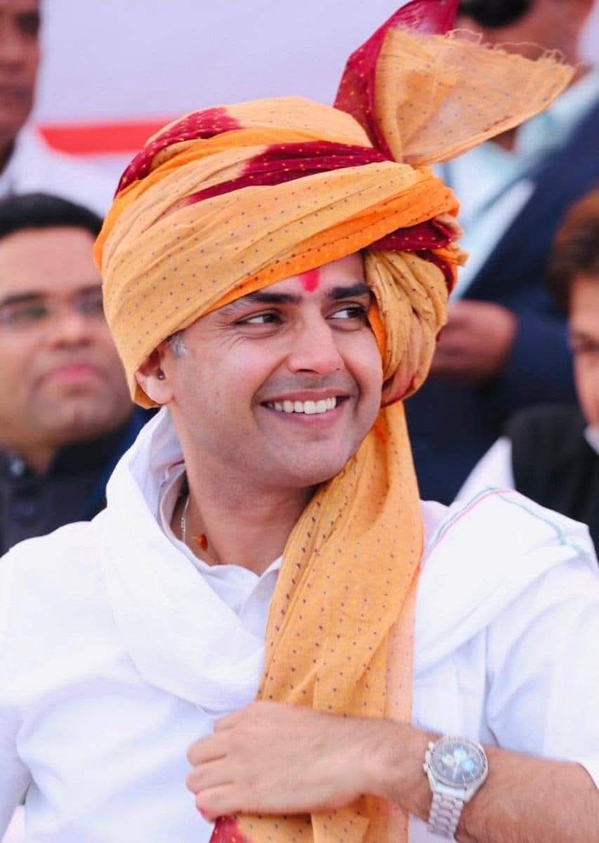 AICC महासचिव व राजस्थान के पूर्व उपमुख्यमंत्री श्री सचिन पायलट जी को जन्मदिन की हार्दिक बधाई एवं शुभकामनाएँ। 
मैं ईश्वर से आपके उत्तम स्वास्थ्य, दीर्घायु जीवन की कामना करता हूँ।
<a href="/SachinPilot/">Sachin Pilot</a>