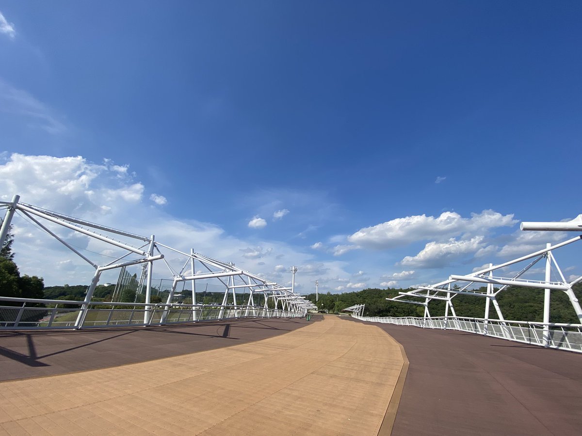 2005愛知万博のグローバルループの一部が保存されてます、こうして見る