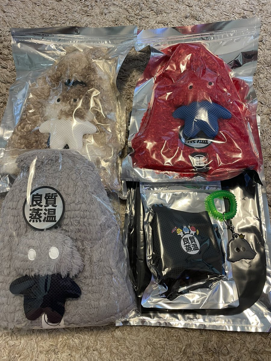 ㊗️良質5周年㊗️
やっぱり物凄い行列‼️
それでも今日は自分で良番引けて歓喜😆
嫁の欲しがってたやつも買えて良かった👍
5周年おめでとうございます🎉
Best sauna hat day ever!!
#ベストサウナハット　#メッシュ君　#5周年