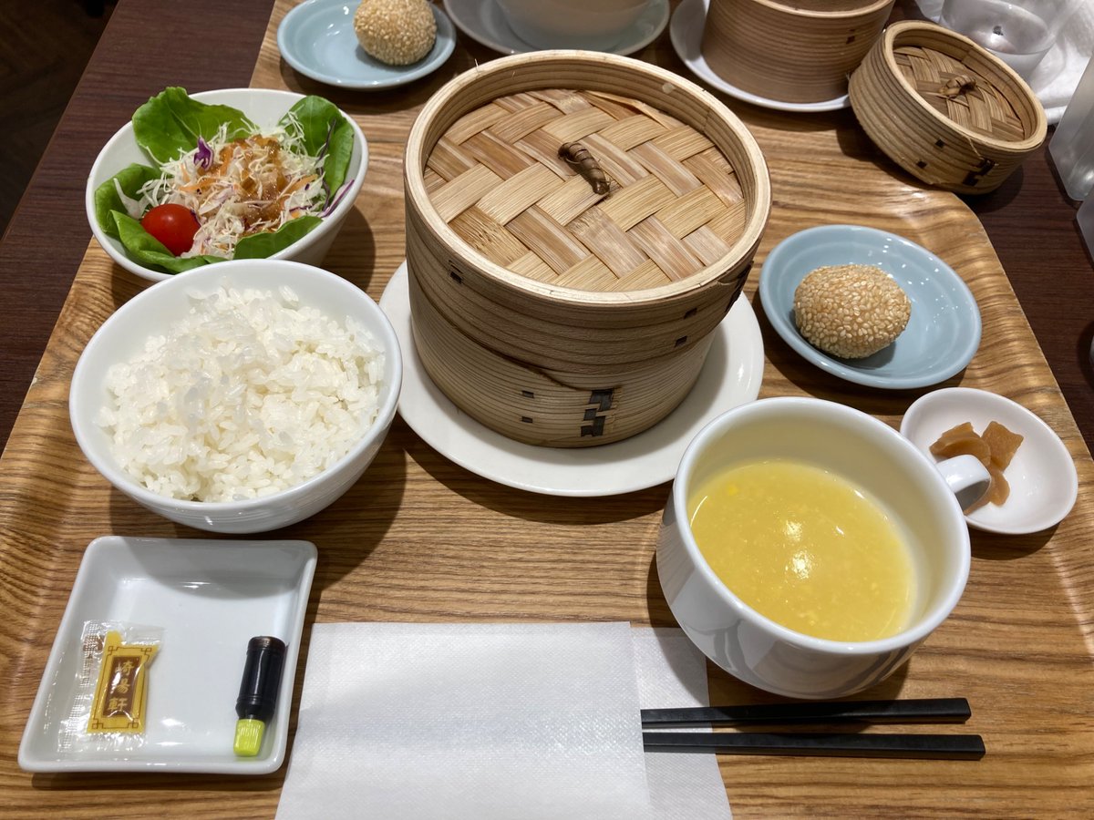 aa145308's tweet photo. 8/7（日）
崎陽軒でランチを食べて、おなかいっぱいになりました。☺️ https://t.co/mQKWYIGW85