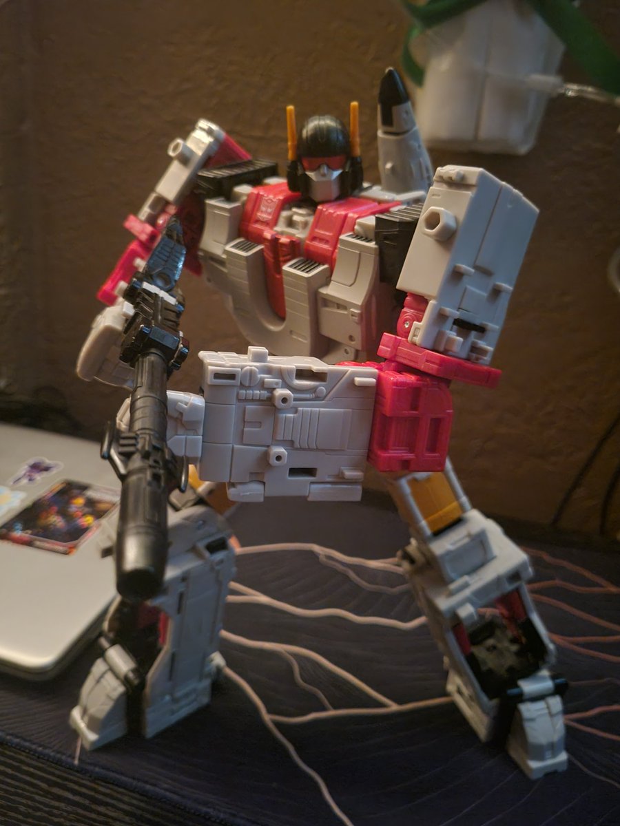 Lyric's2Green tweet media