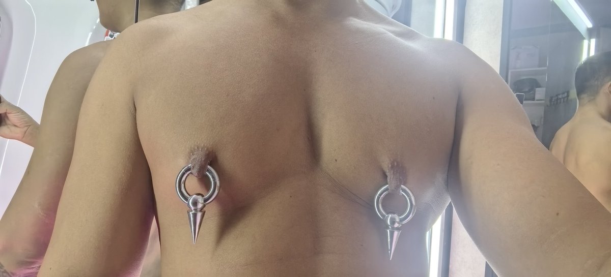 新乳环很沉，目前最重的乳环