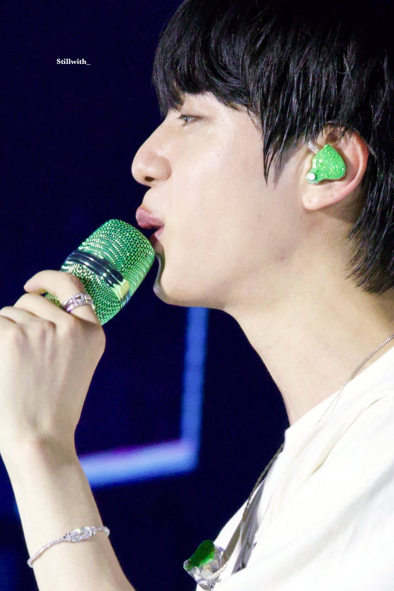 Stillwith_kJin's tweet photo. unedited ✨

#방탄소년단진 #김석진 #석진 #진  #BTSJIN #JIN #RUNSEOKJIN_epTOUR https://t.co/FHl0OPSjG6