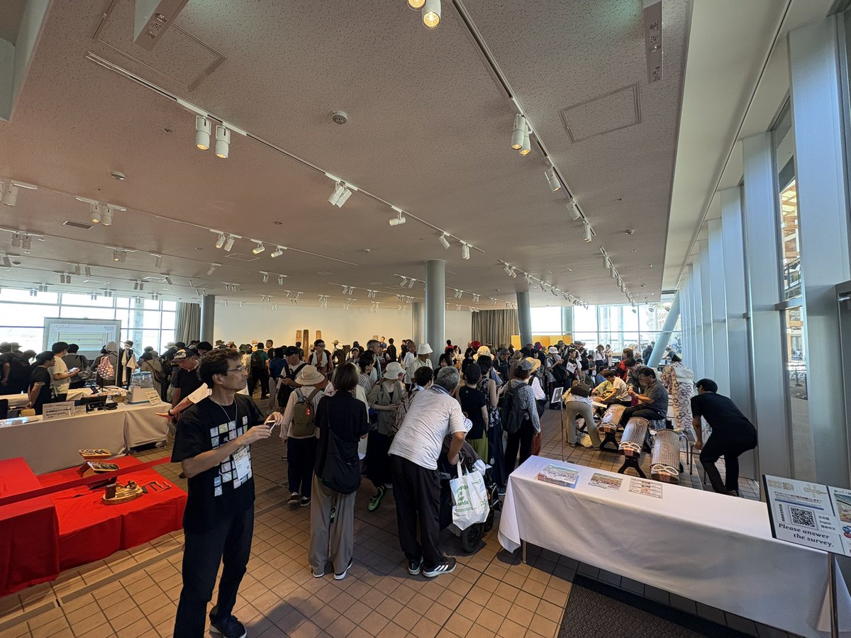 zenhouren's tweet photo. 9月２〜４日大阪関西万博　全邦連主催　
和楽器イベント無事終了しました。

12000人以上の方に和楽器に触れたり、学んだりして頂きました。初めての方も多く、また滞在時間も長くしっかりと和楽器を知って頂けたと思います。

こんなに和楽器を楽しんでもらって感無量です！ありがとうございました！ https://t.co/7cyePENALo