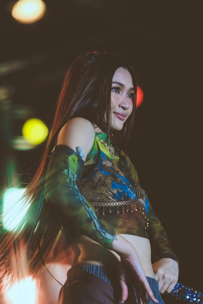 That doe eyes <a href="/bini_jhoanna/">Jhoanna Robles 🦋</a> 😫