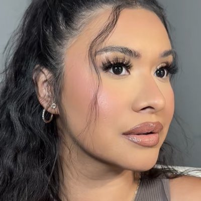 Stephivee's tweet photo. #NewProfilePic https://t.co/PBhaZs7dJa