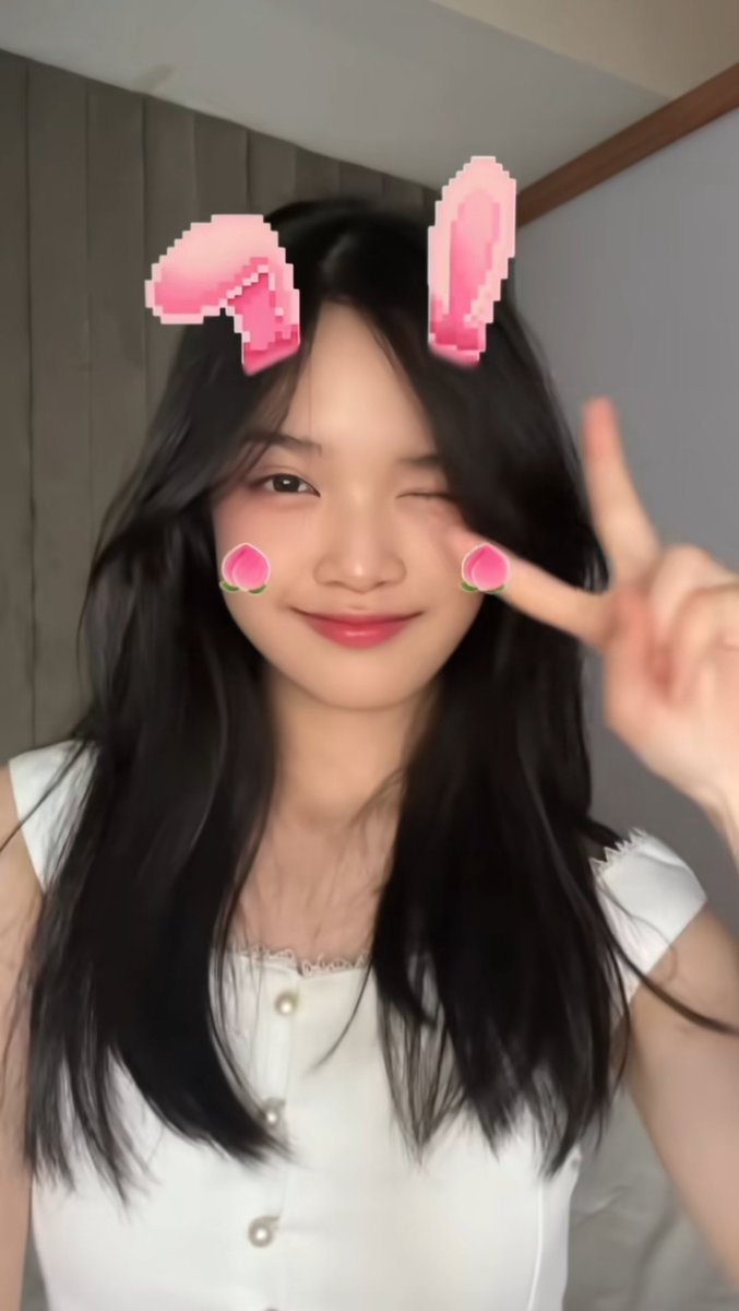 KevinSimusang's tweet image. lucu bener kelinci satu ini @Ribka_JKT48