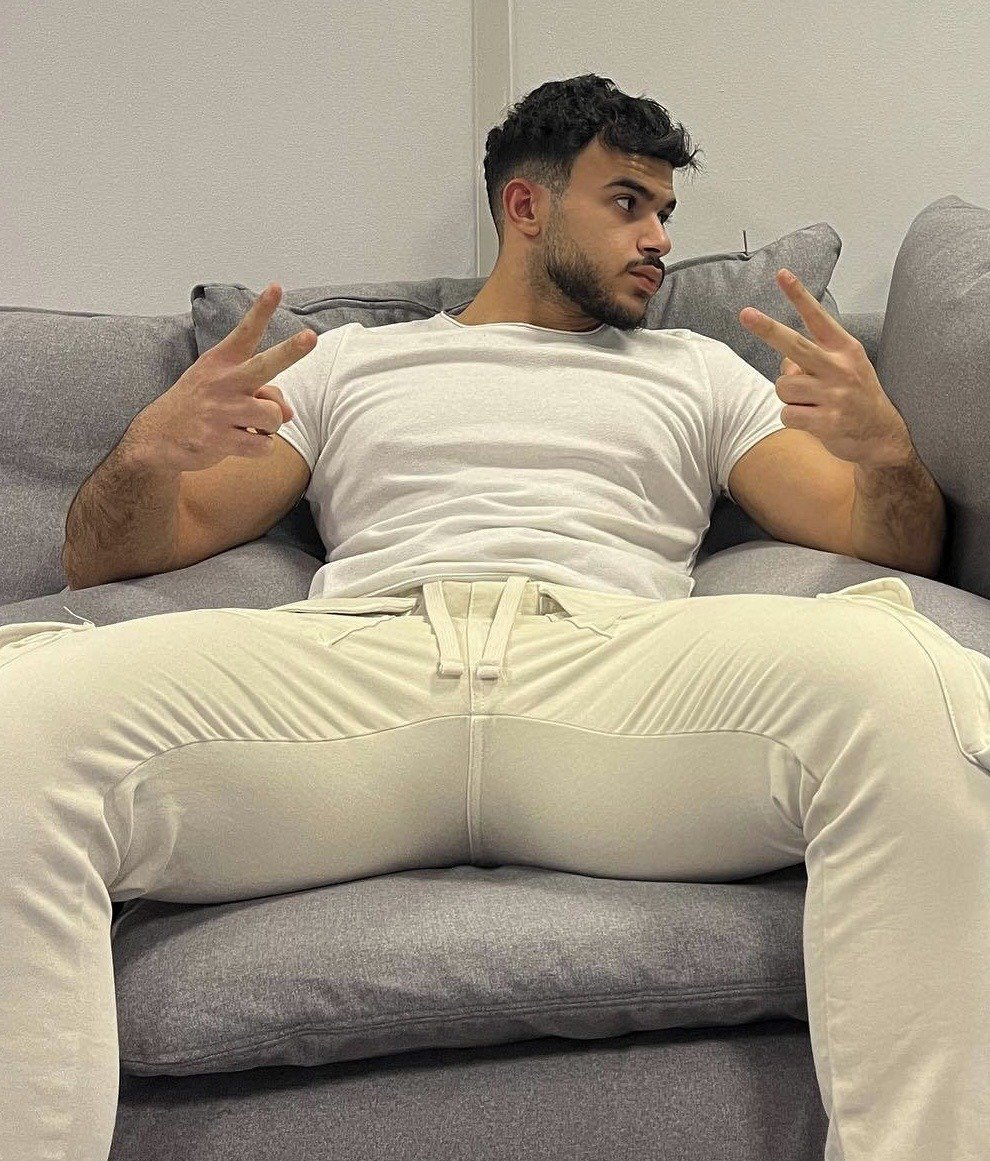 alpha_lucass's tweet image. You are nothing, fag! A nobody. A worthless fucking whore! Just here to serve my Arab Cock.That is what you are for me. Just a loser hole for my strong seed. You are pathetic. The lowest in the hierarchy. Your purpose in life is to pleasure men like me. Worship your Arab King!