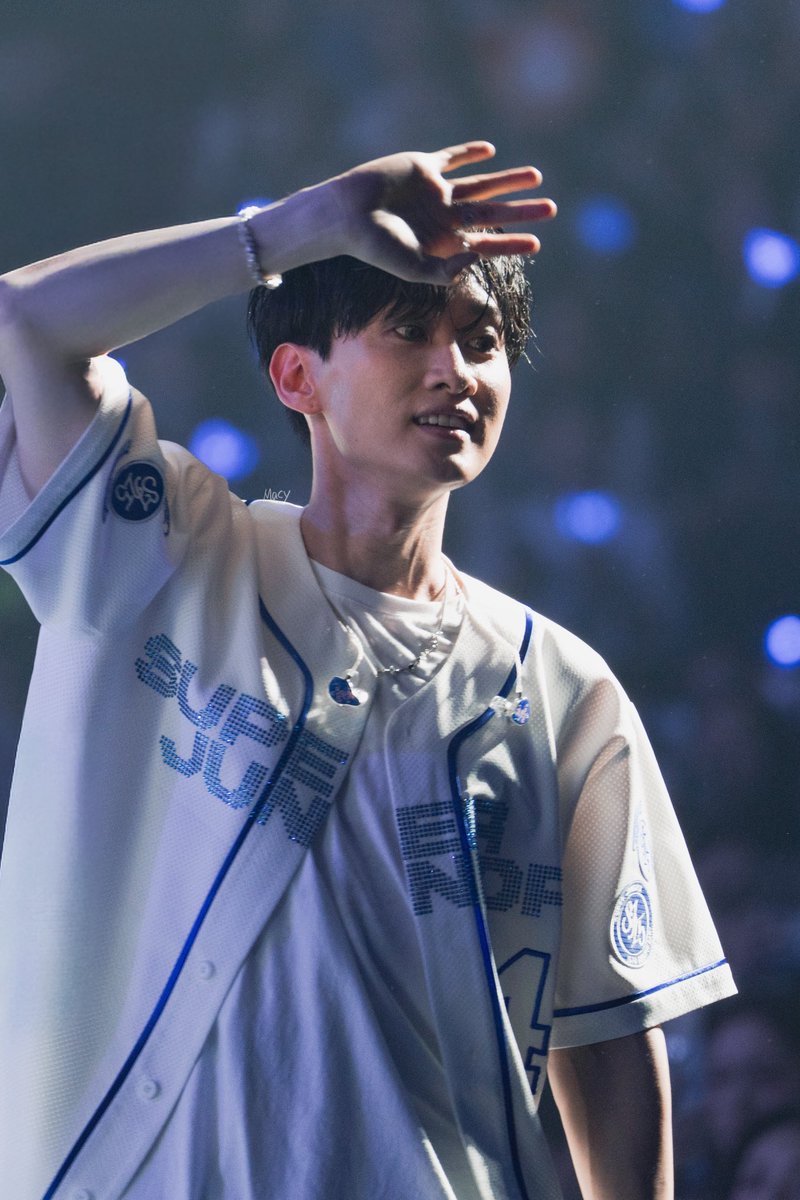 250823 Super Show 10 in Seoul Day 2
💙
<a href="/AllRiseSilver/">Dalnim</a> 
-
#SUPERSHOW10 
#SS10inSeoul #SS10inSeoul_Day2 
#EUNHYUK #은혁 
#SUPERJUNIOR #슈퍼주니어