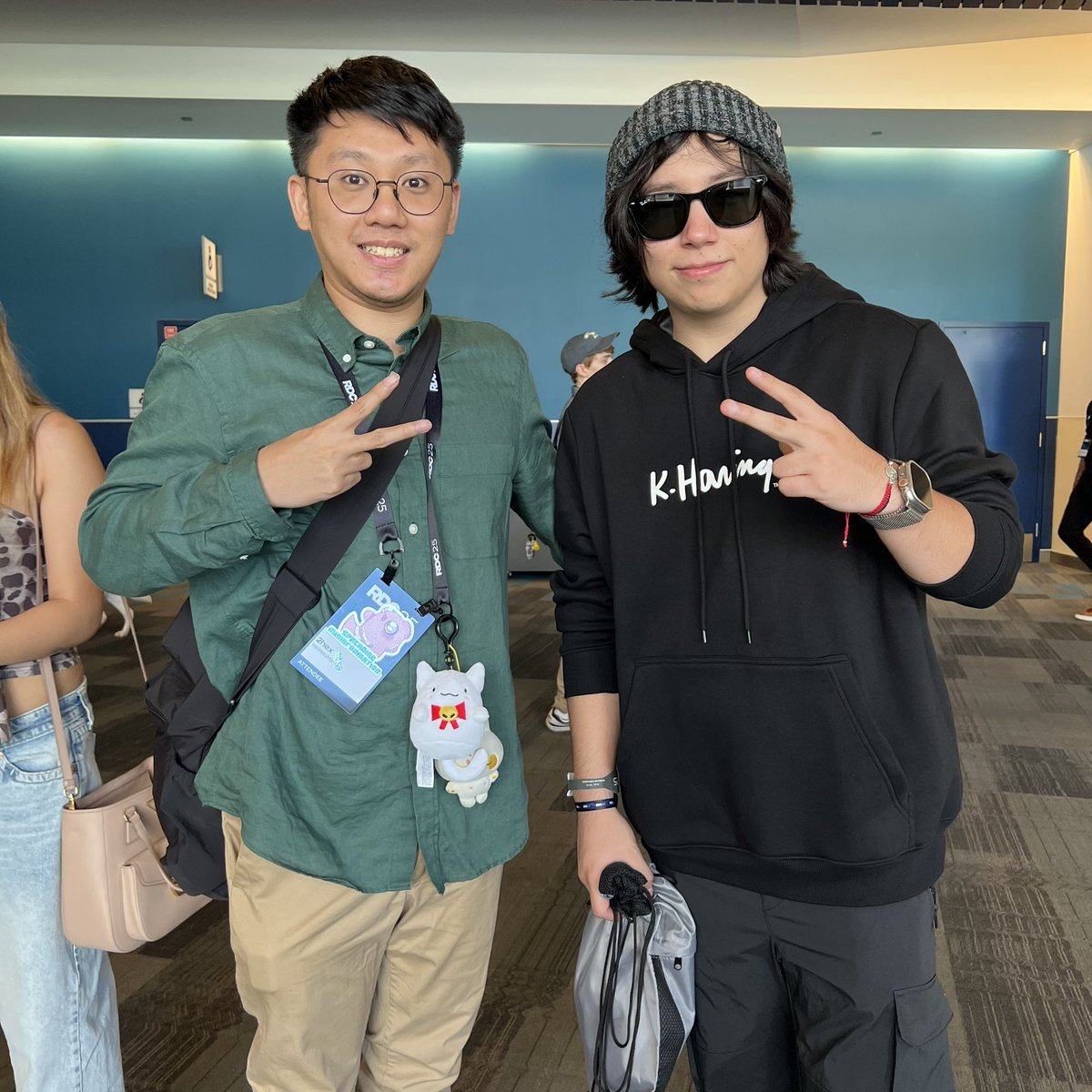 Had a honor of meeting two legends today <a href="/KarlJacobs_/">karl :)</a> and <a href="/Quackity/">Quackity</a> ❤️ 🐐