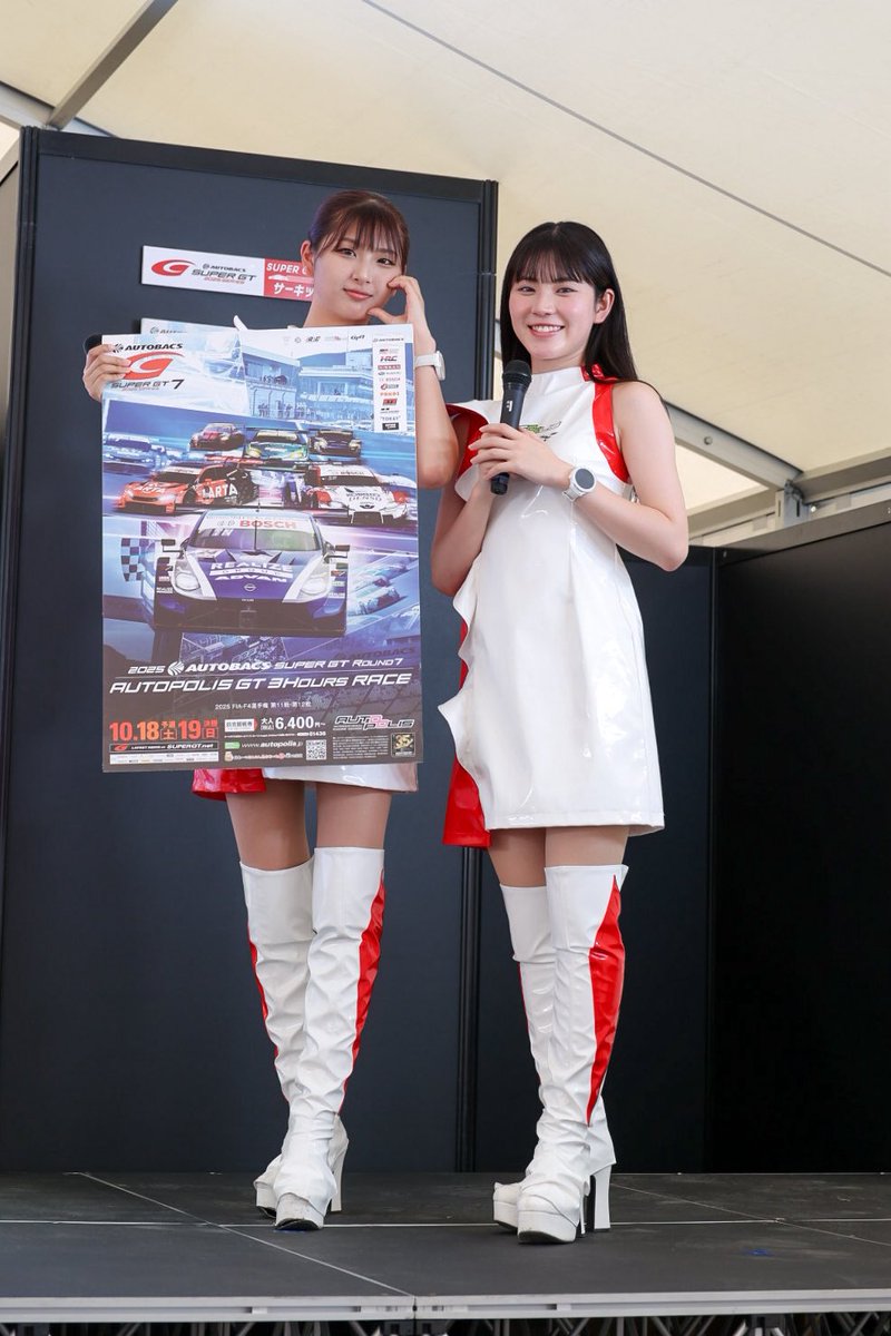 SeamoonHyper's tweet photo. 午後はスーパーオートバックス大野城御笠川店で行われたSUPER GT EXPERIENCEに少しお邪魔しました。今年もチャンピオンを取りそうな1号車の山下健太選手のドライバートークショーとAPCQお二人のPR。
#SUPERGT #AUTOBACS #サーキットに行こう #オートポリスGT3Hours #山下健太 #APCQ #髙田蘭 #門坂みゆ https://t.co/9dn4pwyckb