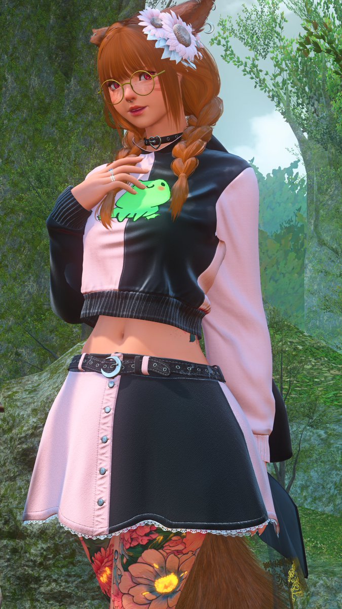 Will my frog prince come along and kiss this micutie. ribbit ♥
#Miqote | #EorzeaPhotos | #GPOSERS |#ffxivgpose | #ffxivsnaps