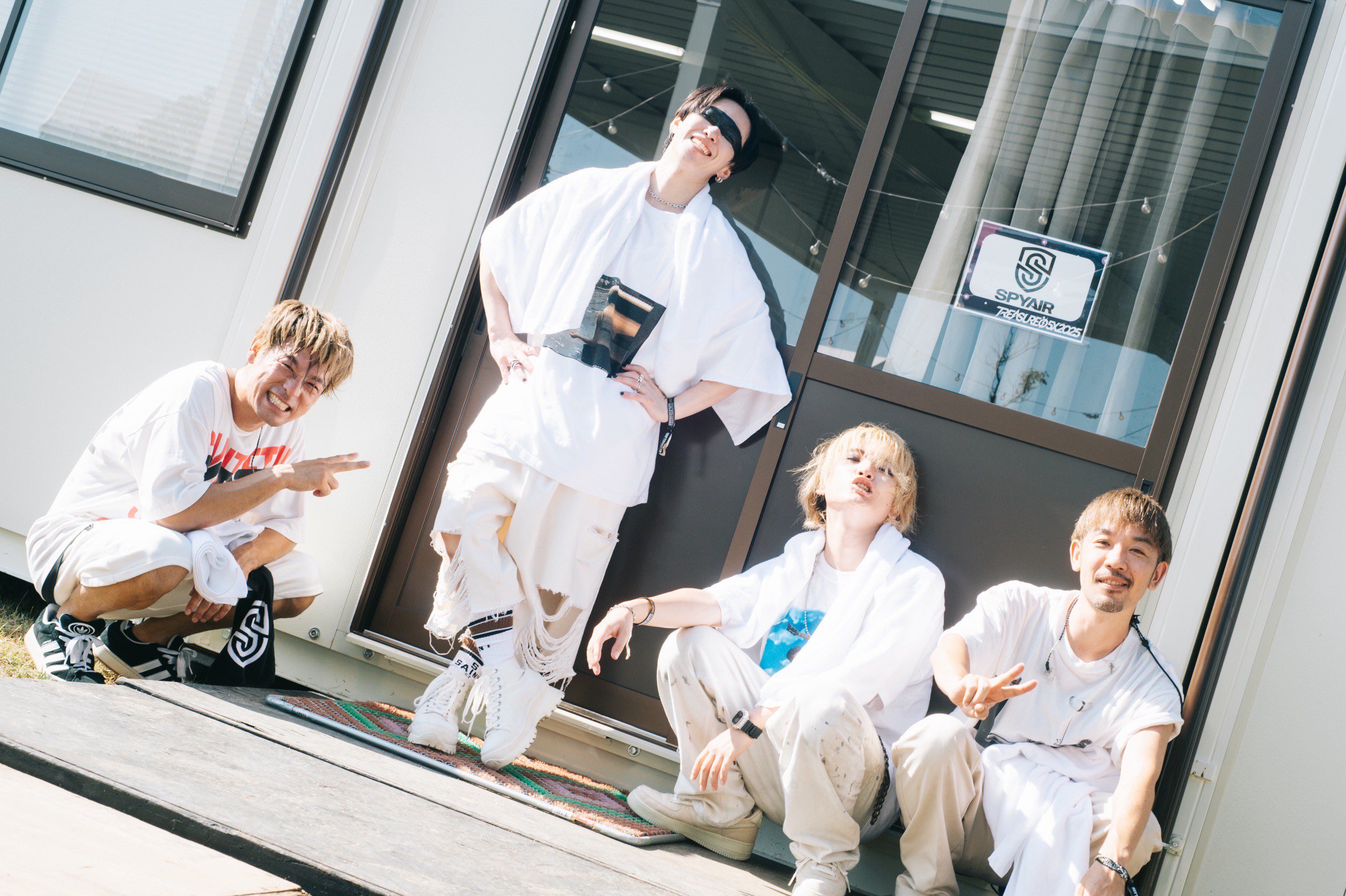 MOMIKEN (@MOMIKENSPYAIR) / X