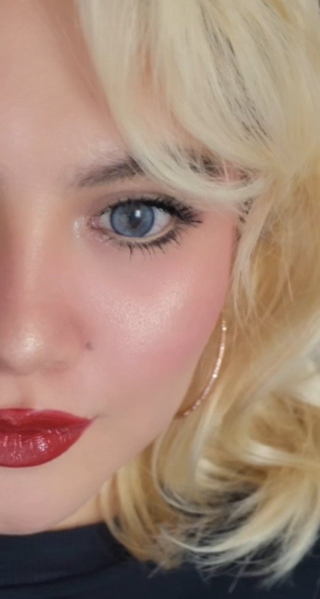 hice el otro maquillaje de tears y me quedó increíble honestamente