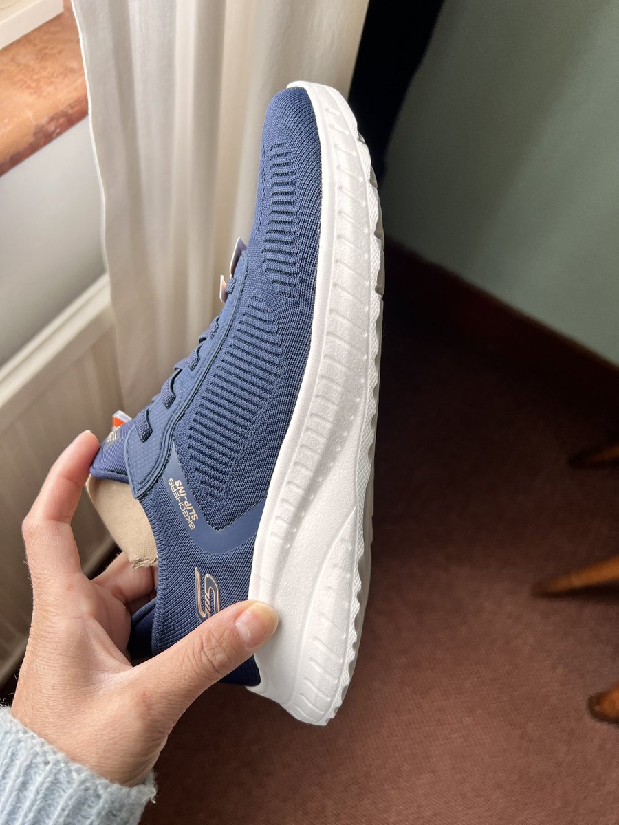 jojofretwell's tweet image. @SportsDirectUK Order no: SD40000126028851
Shocking experience with your customer service team. Refund refused for trainers which I only tried on once in my home &amp;amp; returned due to not fitting me. I have photos to prove they are in perfect condition. I will be taking this further!