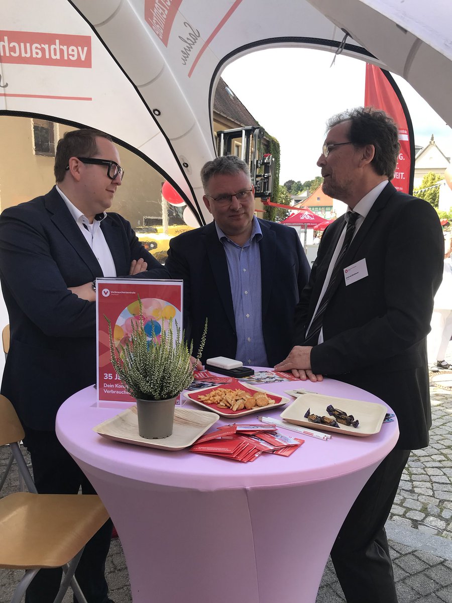 Schöner Autausch an unserem Stand mit dem Fraktionsvorsitzenden der ⁦<a href="/CDU_SLT/">CDU-Fraktion Sachsen</a>⁩ Christian Hartmann und dem Generalsekretär der ⁦<a href="/cdusachsen/">CDU Sachsen</a>⁩ zum #TdS 2025

Ein großes Dankeschön und noch viel Freude im wunderschönen #Sebnitz