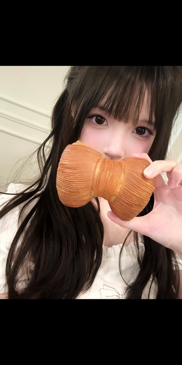 外では清楚なふりしてるけど50代のおじさんに○付けプレスされてる