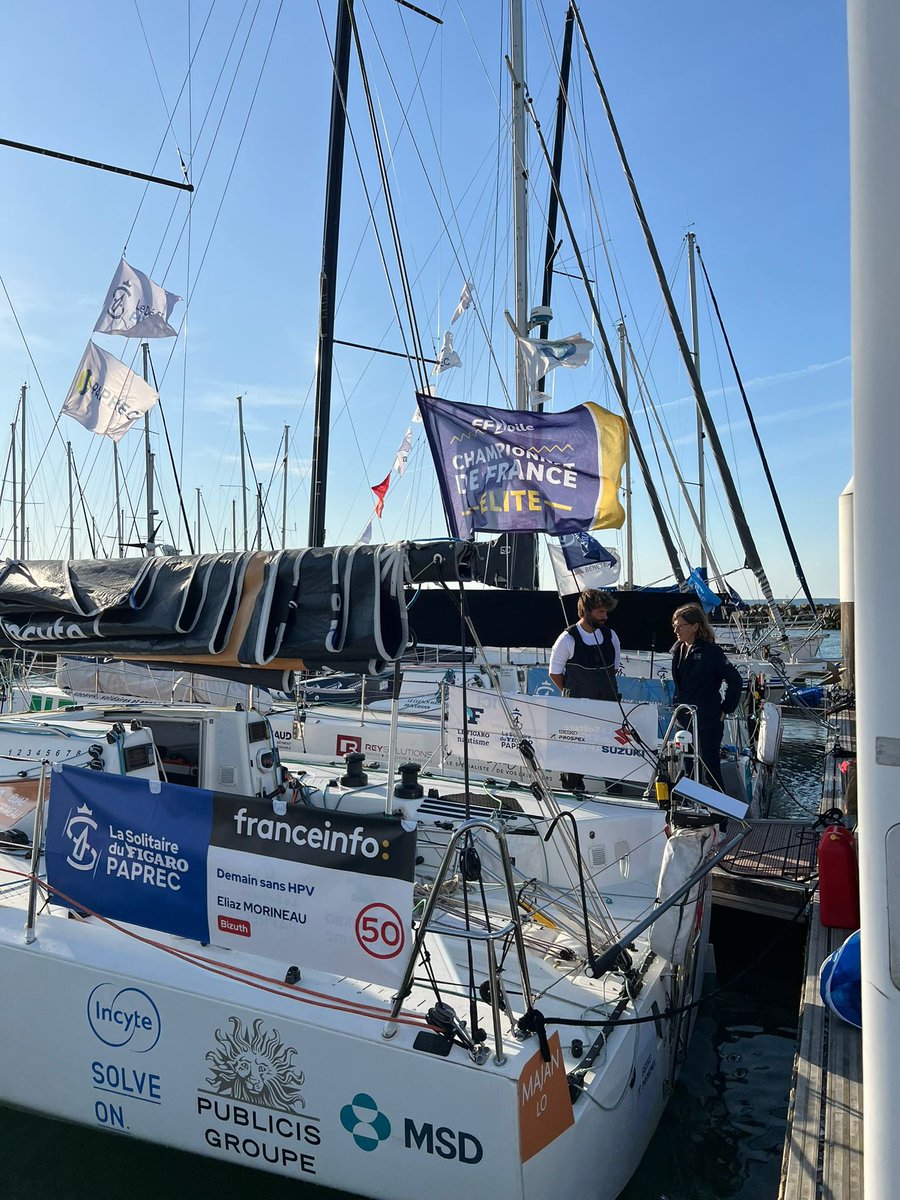 agnesfirmin's tweet photo. Avant son départ @LaSolitaire56e, j’ai tenu à venir encourager @MorineauEliaz .
Ce skipper porte le message du collectif Demain sans Hpv, un grand merci à lui. La vaccination ne l’oublions pas reste le meilleur moyen de prévention. 
#HPVtousconcernes #notaboo https://t.co/5ZwdH80gec