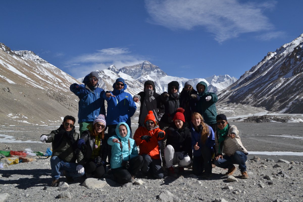 ChinaExpedition's tweet image. 🌌 Touch the sky at Everest Base Camp!  
⛺ Sleep under a blanket of stars near the world&apos;s highest peak.  
📸 Capture the golden sun painting the snow-capped summit.  
🧗 Feel the ultimate adventure thrill at 5,364m!    
#Qomolangma #Tibet
chinaexpeditiontours.com/city-tours/tib…