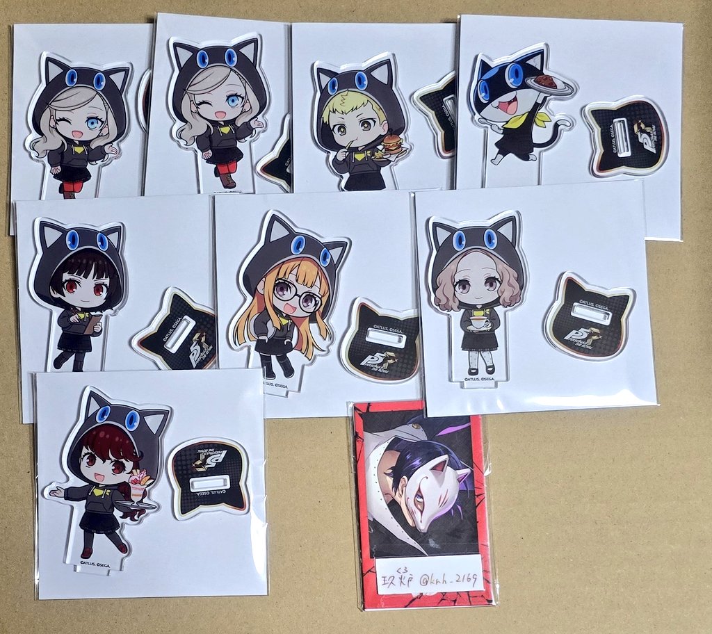 ペルソナ5　P5X クリアカード　アクリルスタンド　　缶バッジ　他　ジョーカー P5X』坂井綾香（コードネーム：コード）がアクスタやスライド