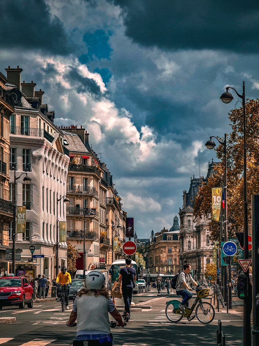 tarikfma's tweet image. A day out in Paris