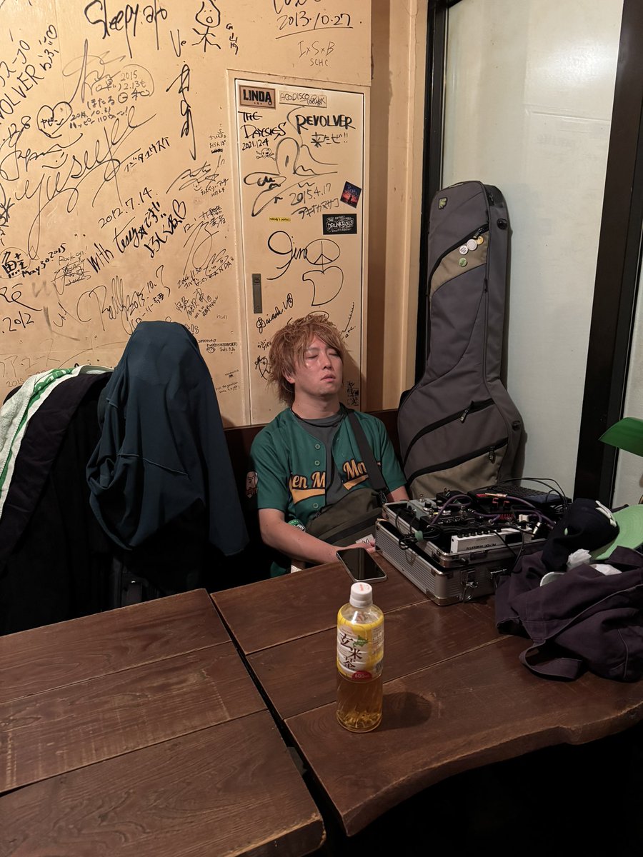 pesaida's tweet image. 全集中！
待ってるよ！
 #Vanityyy
 #REVOLVER