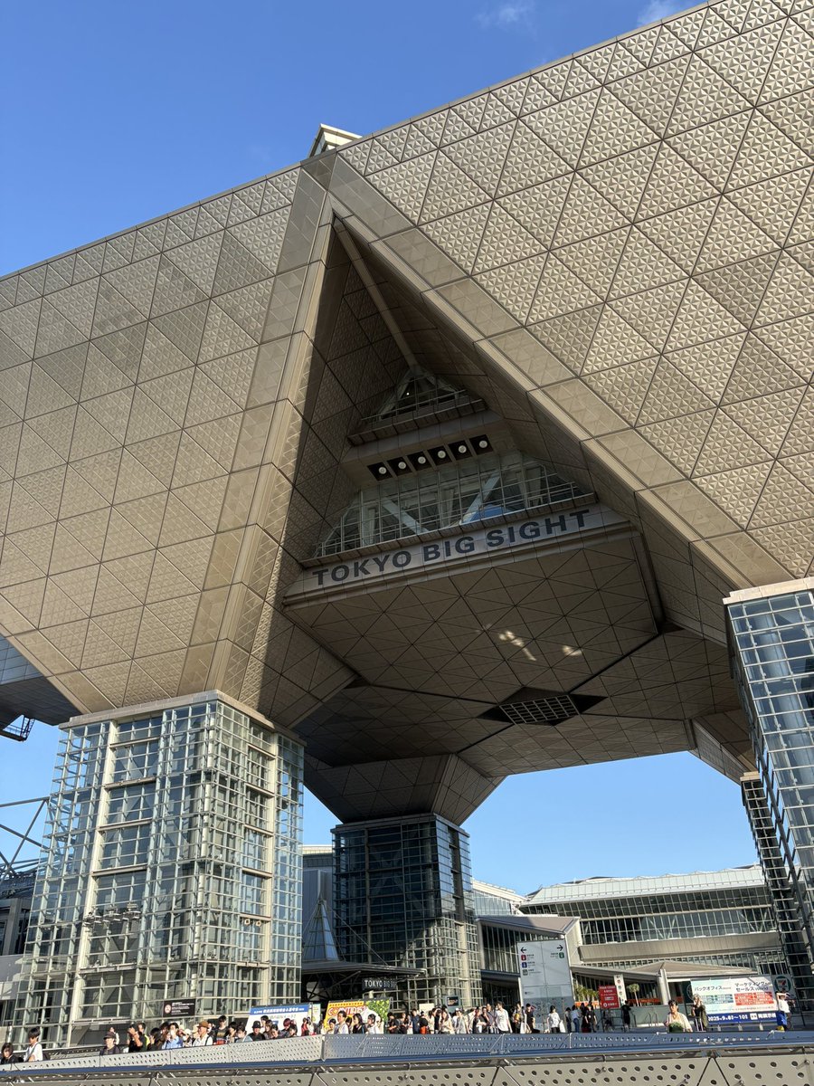 本日はありがとうございました
民族主義者の手の届かないところで幸せにしてあげてください。