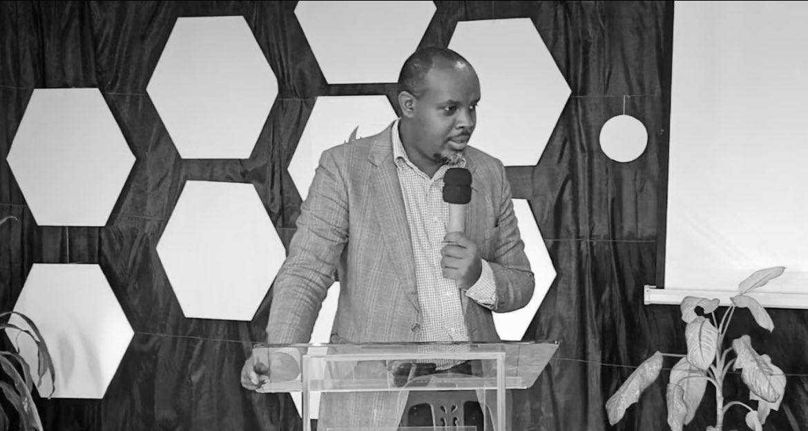 truthassembly1's tweet photo. The less has not capacity to bless the better. It’s one way… it doesn’t go both ways. Ps @AmanyaTom 

#SundayService https://t.co/WcFNG7FBE9