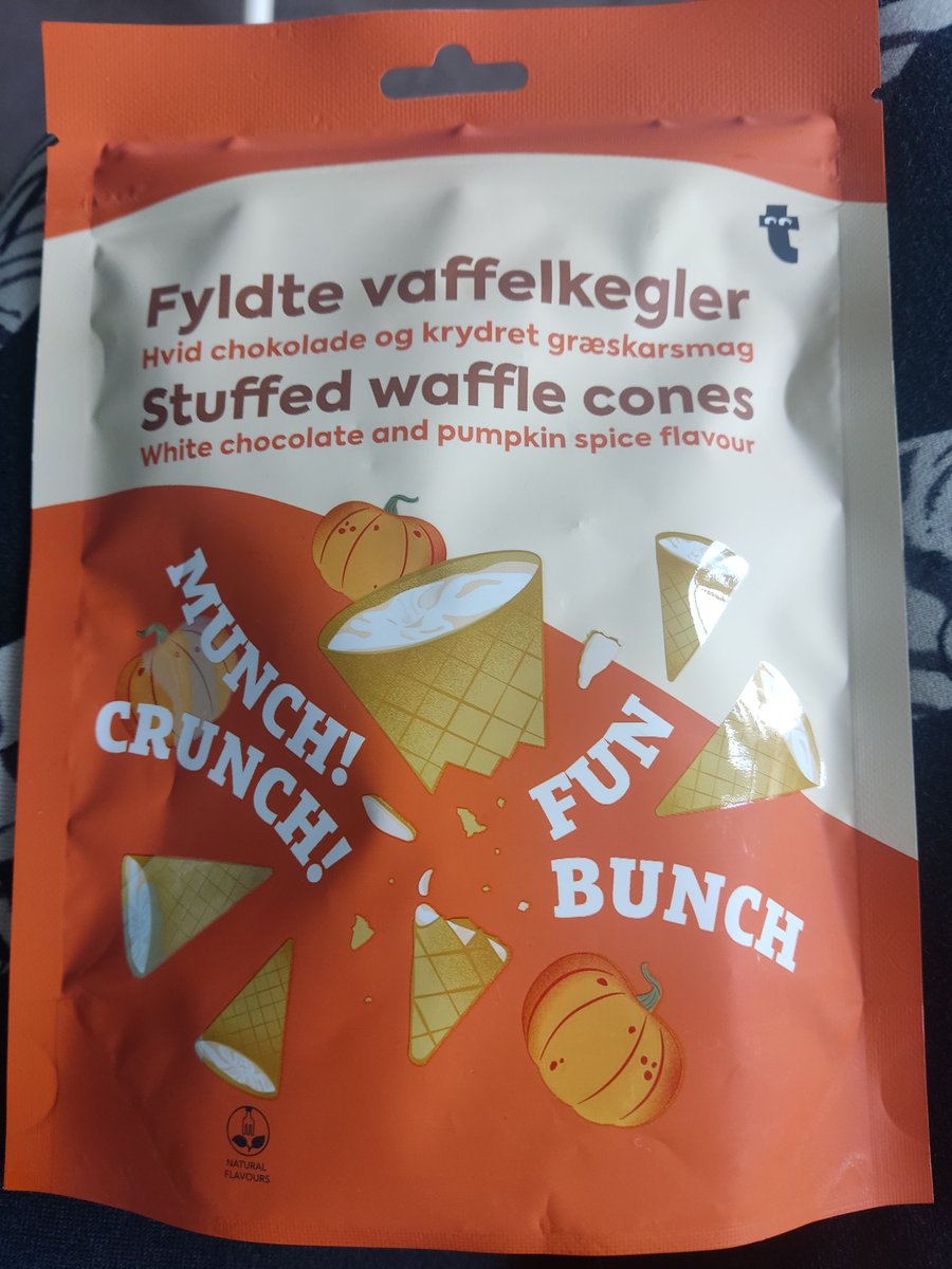 shefffoodlover's tweet image. September has only just started and I am already in full-on autumn mode 🍁🥮🌰🍂  #autumnvibes #pumpkinsout #psltime