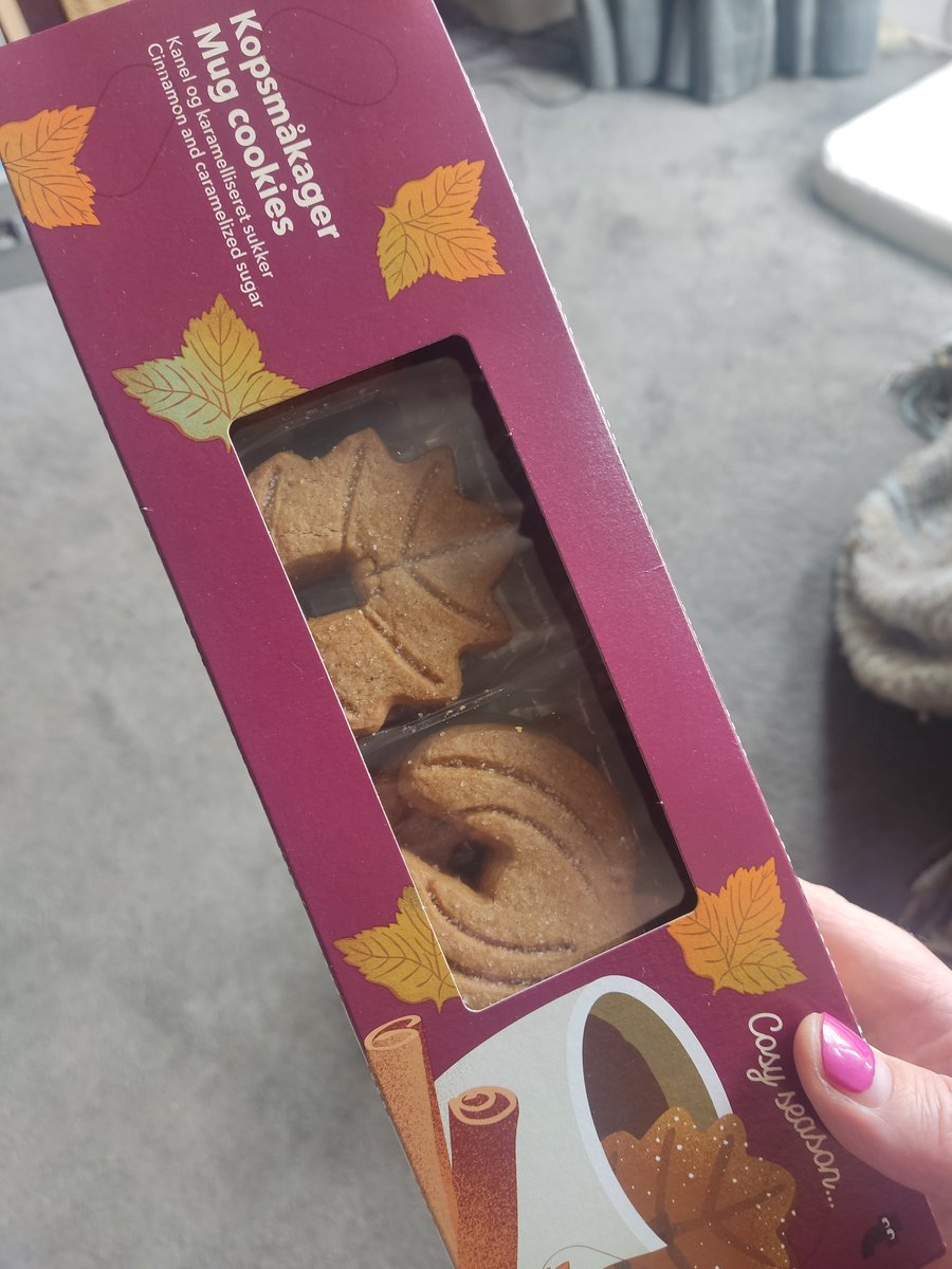 shefffoodlover's tweet image. September has only just started and I am already in full-on autumn mode 🍁🥮🌰🍂  #autumnvibes #pumpkinsout #psltime