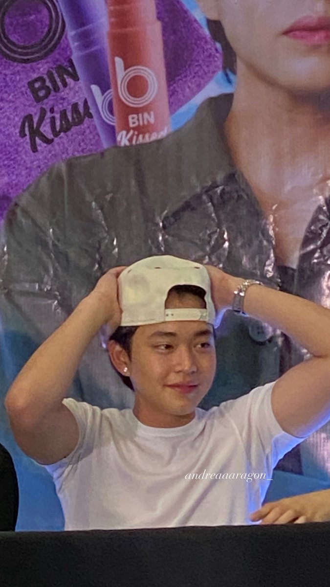 Rabinbabies's tweet photo. Jusko ang fantasy ko na geng geng na rabin andito subic!!! HAHAHAHHAHA

SUBICHEERS FOR RABIN https://t.co/BXlLERnGsM