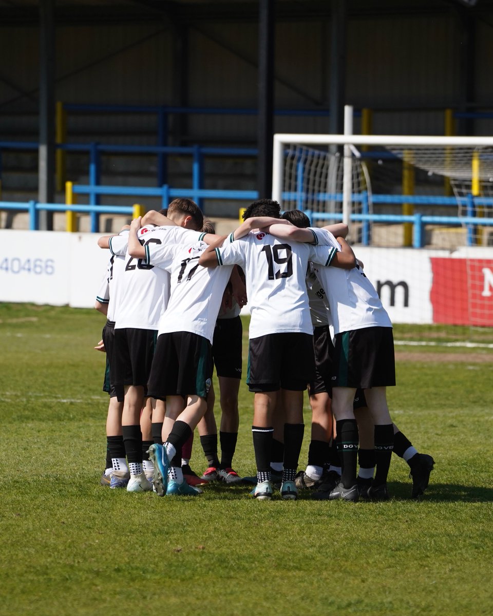 ⚽️ Good luck to all our Dover Athletic youth teams as they kick off their new seasons this weekend! Wishing every player, coach &amp; parent a fantastic campaign.

Play with passion, pride &amp; enjoyment in the shirt 💪 

#DAFC | ⚪⚫️