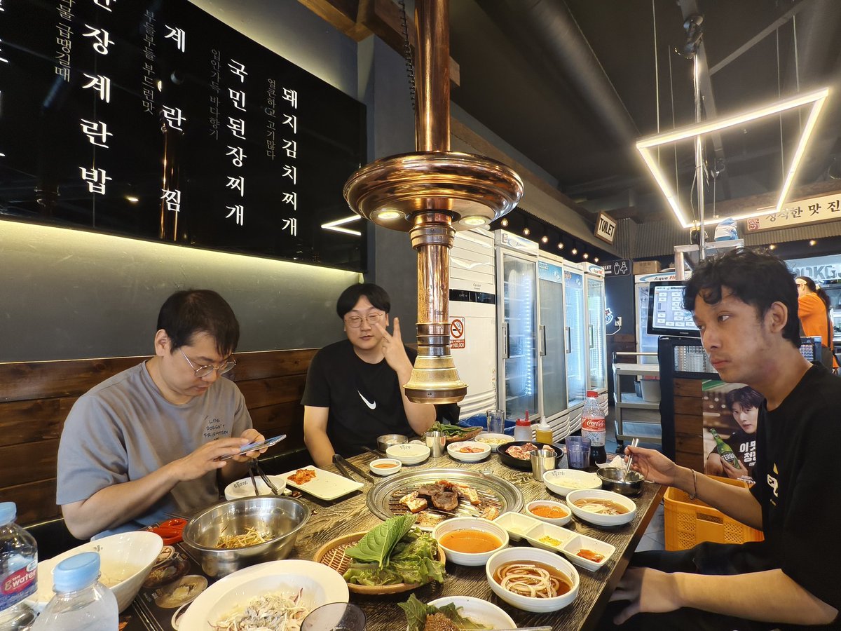 Brownman tweet media