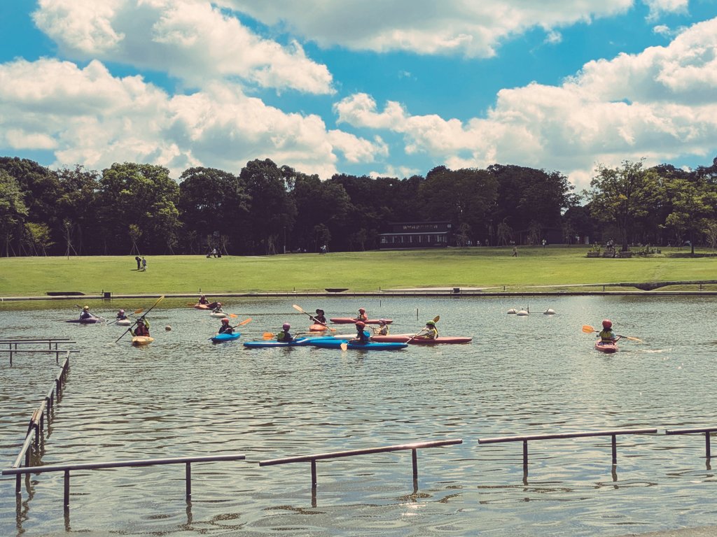都内で芝生があってカヌーできる公園すばらしすぎ