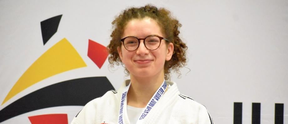 Abou Aymeric el Versailly (@ameriquecarton) on Twitter photo Bonjour <a href="/CreditAgricole/">Crédit Agricole</a> <a href="/PhilippeBrassac/">Philippe Brassac</a>
Vous sponsorisez une judoka française qui refuse de serrer la main d’une Israélienne 🇮🇱.
C’est ça vos valeurs ?
👉 Si aucune mesure n’est prise, je fermerai mon compte au Crédit Agricole et j’appelle tous ceux qui partagent mon indignation Bonjour <a href="/CreditAgricole/">Crédit Agricole</a> <a href="/PhilippeBrassac/">Philippe Brassac</a>
Vous sponsorisez une judoka française qui refuse de serrer la main d’une Israélienne 🇮🇱.
C’est ça vos valeurs ?
👉 Si aucune mesure n’est prise, je fermerai mon compte au Crédit Agricole et j’appelle tous ceux qui partagent mon indignation