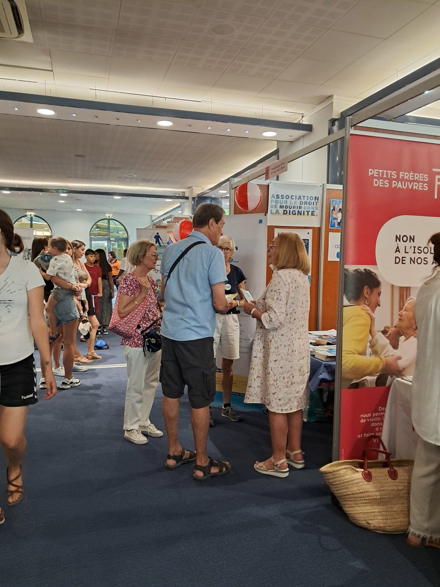 Mourir dans la Dignité tweet media