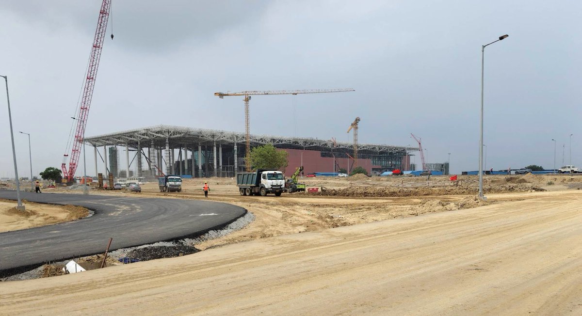cbdhage's tweet image. #Noida International Airport #Jewar, construction progress. #NIAL
PC-Google