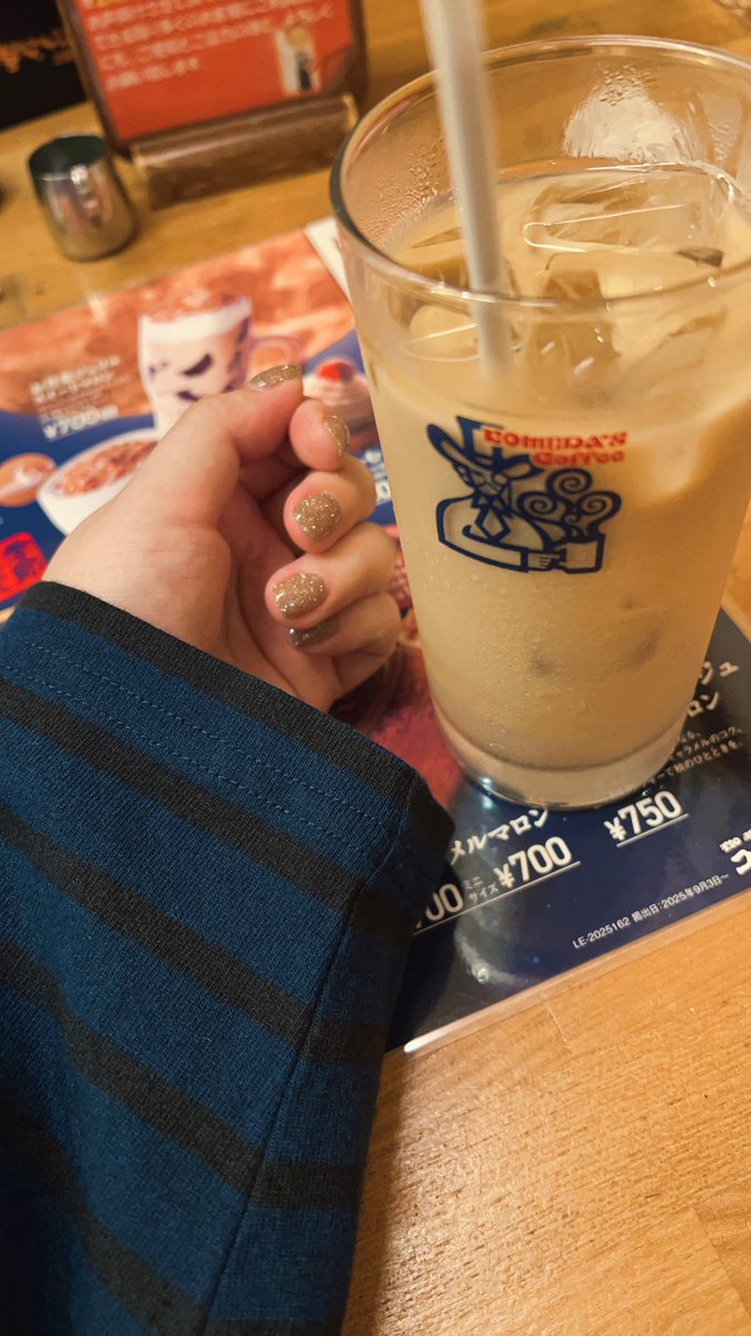むしろ長袖がちょうどいい

メンズの服久しぶりに買った