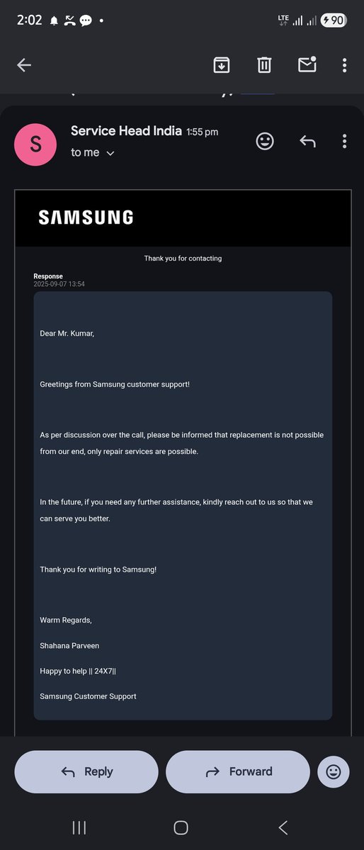 gopalvs07's tweet photo. @SamsungIndia Never buy samsung third class service just after 10 days of buying new fon worth 1.7L anyone dont expect this type or service. Now understand why people buy iPhone. Apple service support is excellence. They never disappoint their costumer https://t.co/j4tCPt55x9