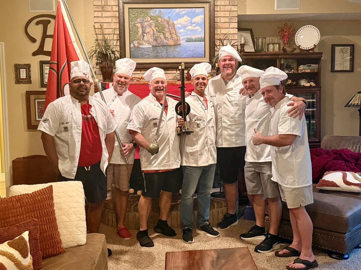 Turbidity's tweet photo. The @themanevent2 is ready to Bake! @Buccaneers @bakermayfield #firethecannons #NFLKickoff https://t.co/2XzD46Jpgz