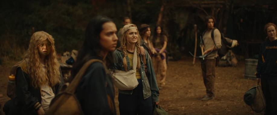 YJmisinfo's tweet photo. Christina Ricci portrays Teen Misty in one single scene of the entire show (Season 3, Episode 8, "Flight of the Bumblebee").
It is unclear if this was a production error, an easter egg, or some kind of prank. https://t.co/8AStYJw4iw