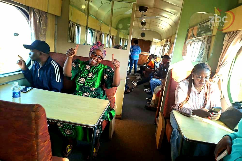 powerfmzimbabwe's tweet image. Productivity meets relaxation. Passengers on board enjoying their journey, whether it's work or unwind time, the NRZ train got you covered.
#NRZTrain
#Sanganayi2025
#TravelInStyle
#Sponsored