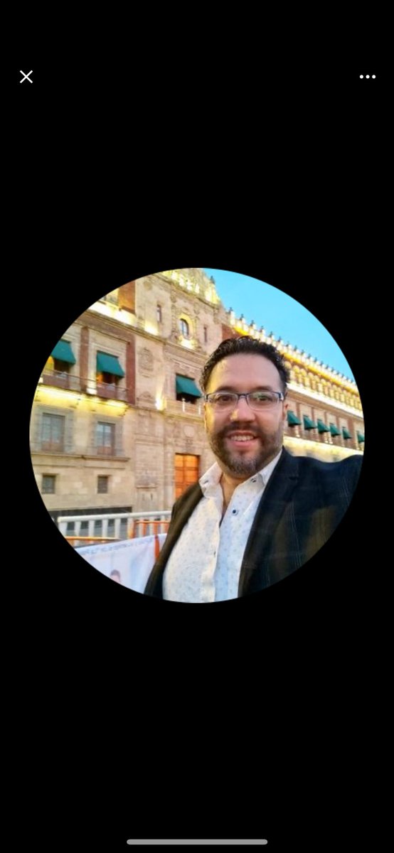 Así se ve un pendejo aplaudidor del gobierno